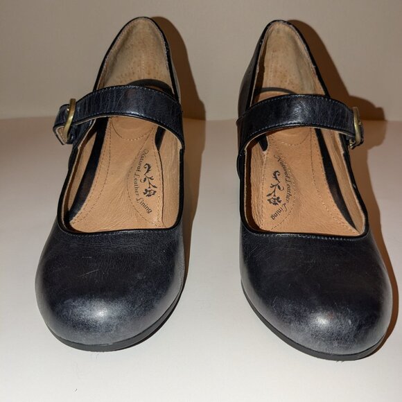 Söfft Premium Leather Mary Jane Pumps in Black – Size 10 - Picture 2 of 9